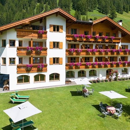 Hotel Jagdhof Selva di Val Gardena Esterno foto
