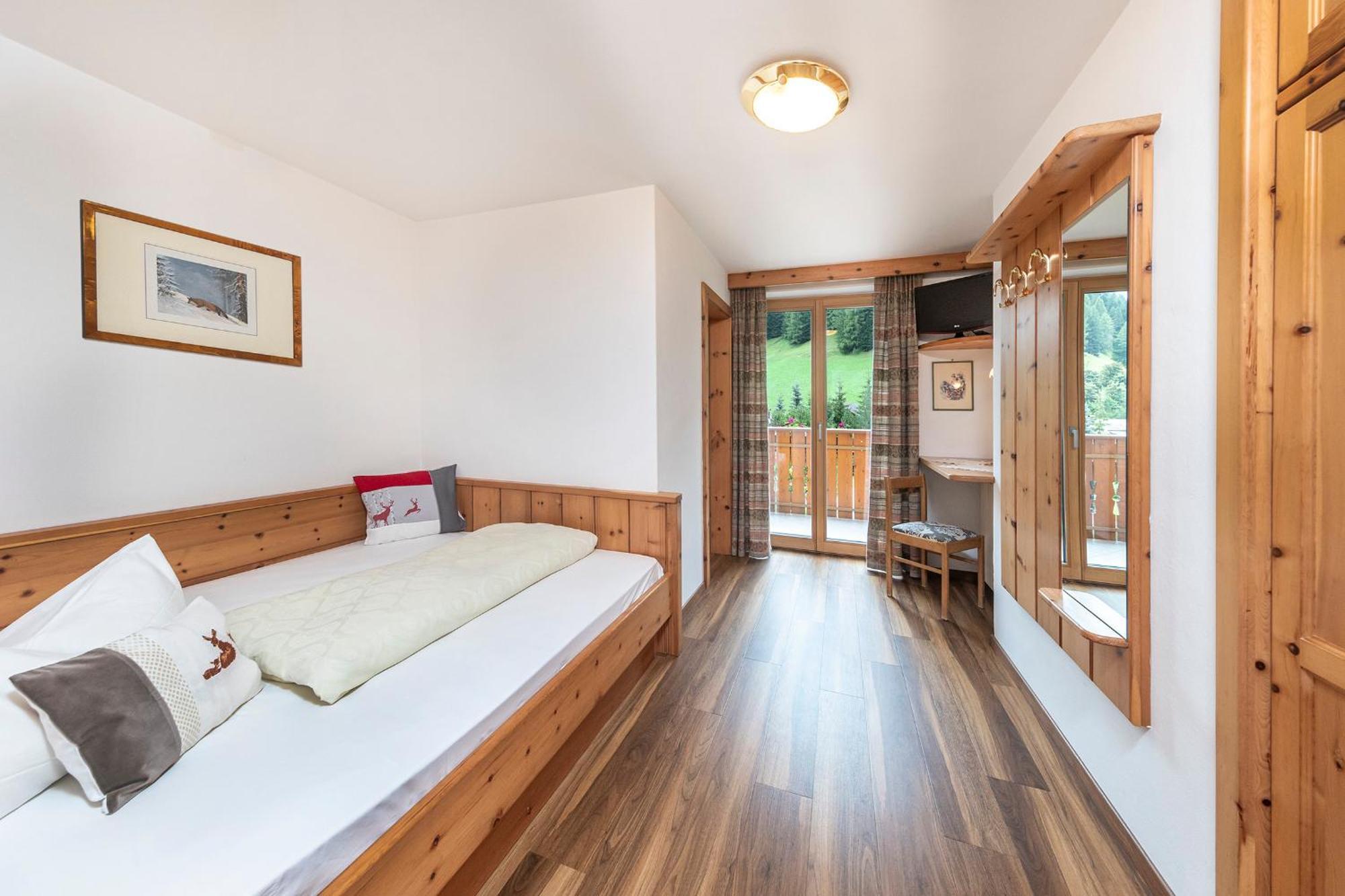 Hotel Jagdhof Selva di Val Gardena Camera foto