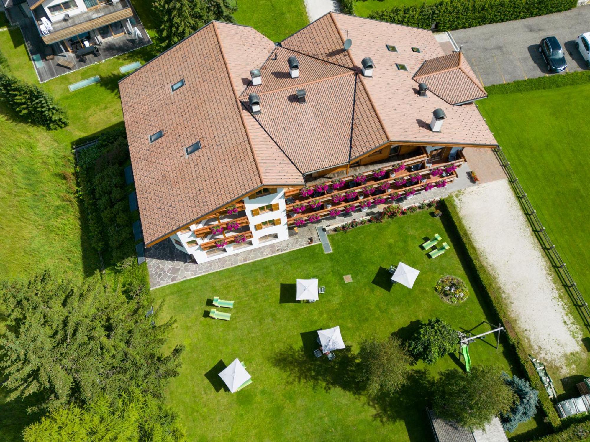 Hotel Jagdhof Selva di Val Gardena Esterno foto