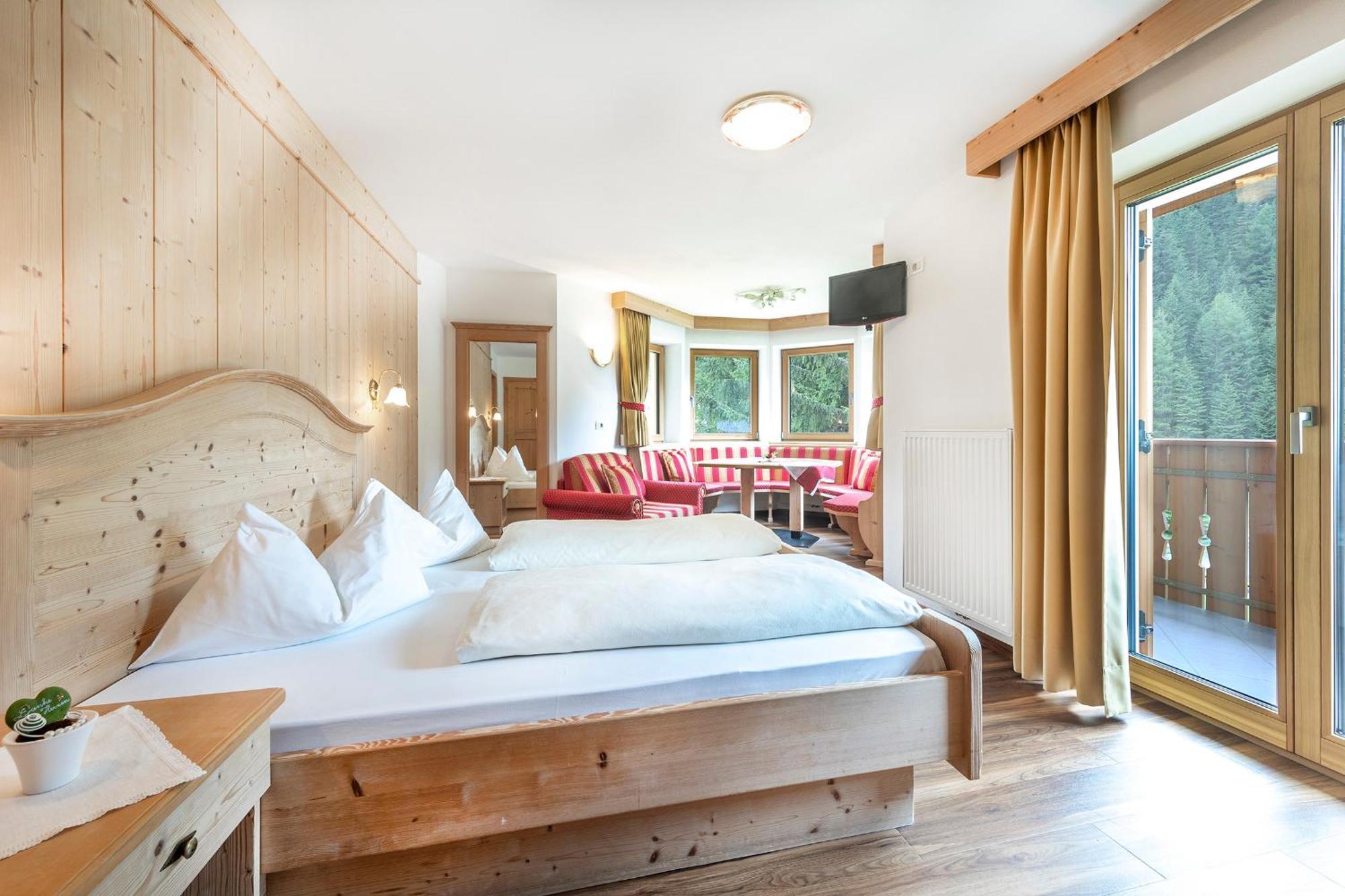 Hotel Jagdhof Selva di Val Gardena Esterno foto