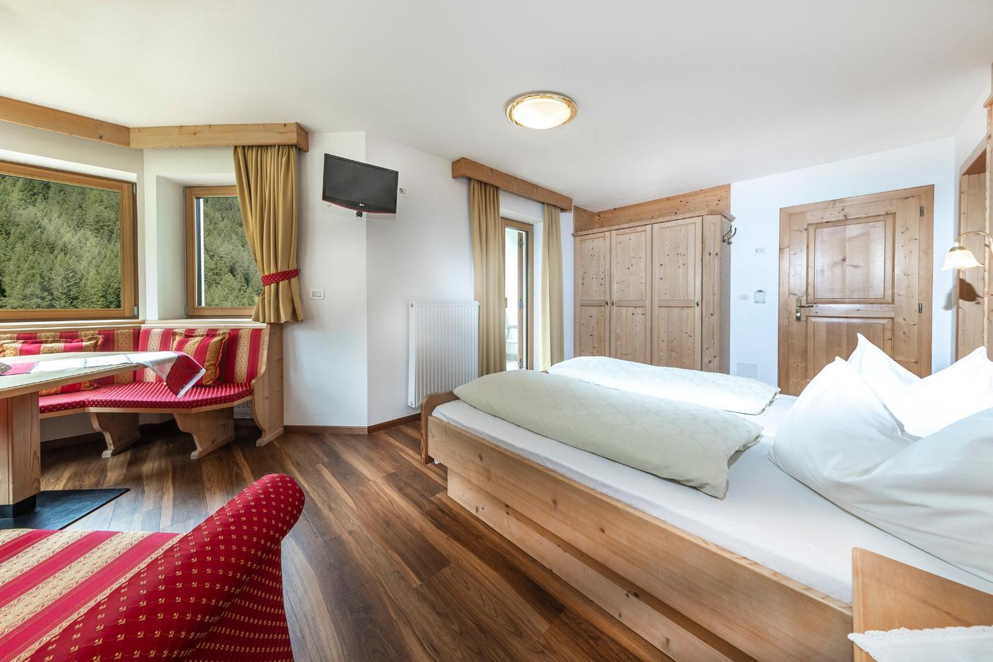 Hotel Jagdhof Selva di Val Gardena Esterno foto